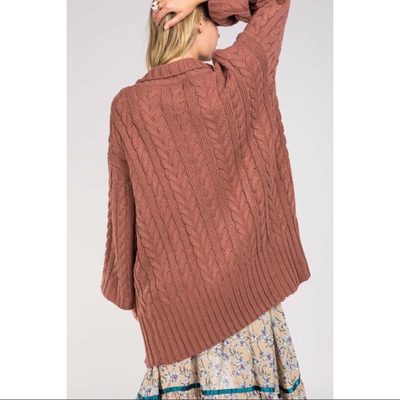 🆕🎉HP🎉5⭐️Oversized Cardigan Sweater - Picture 5 of 6